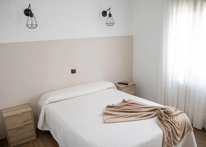 玛利亚海圣母酒店 *